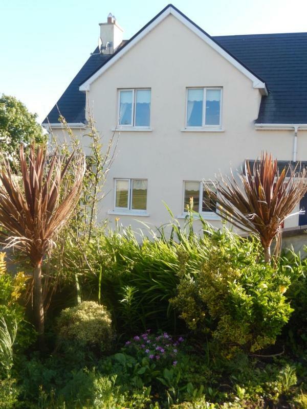 9 Chapel Field Appartement Dungeagan Buitenkant foto